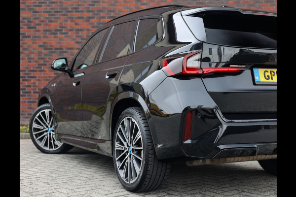 BMW X1 30e xDrive | Pano - Trekhaak - Camera
