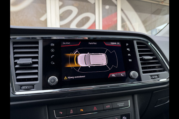 Seat Ateca 1.5 TSI Style Business Intense / Trekhaak (1.600KG) / Cruise C. / Navi / Stoelverwarming / Elektr. Achterklep