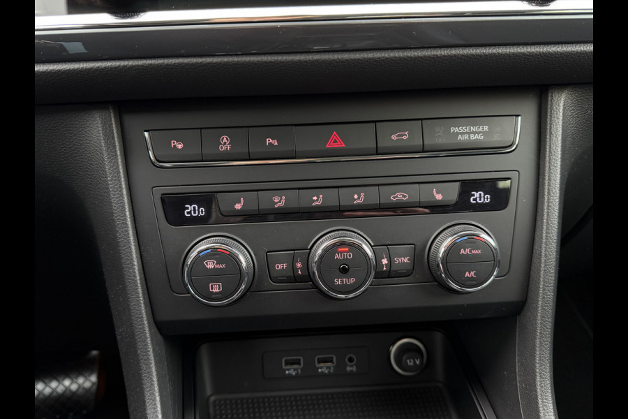 Seat Ateca 1.5 TSI Style Business Intense / Trekhaak (1.600KG) / Cruise C. / Navi / Stoelverwarming / Elektr. Achterklep