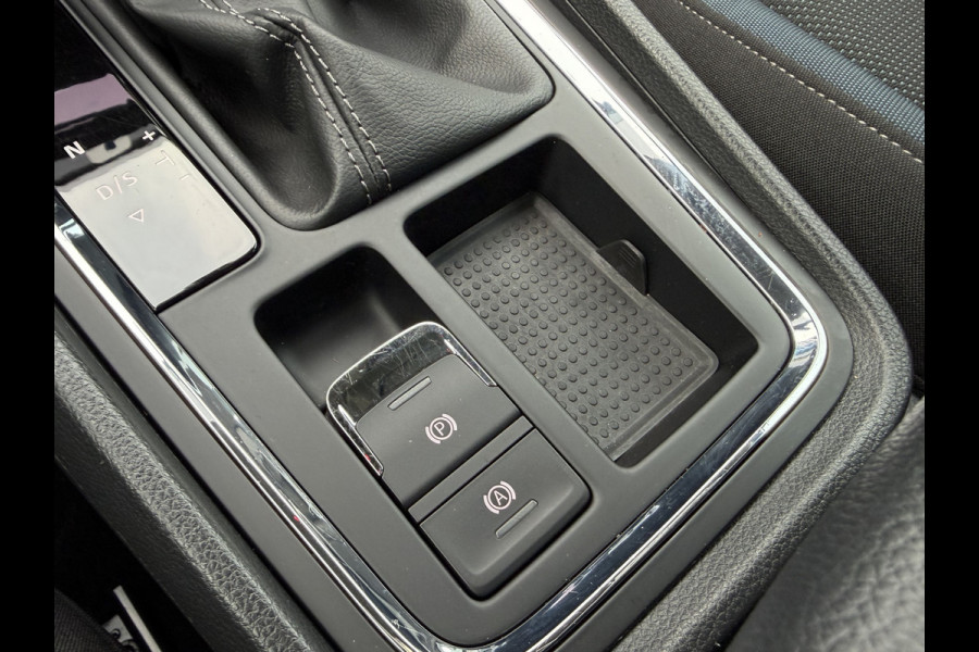Seat Ateca 1.5 TSI Style Business Intense / Trekhaak (1.600KG) / Cruise C. / Navi / Stoelverwarming / Elektr. Achterklep