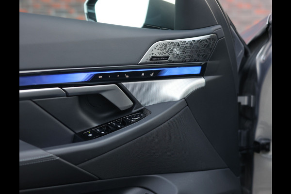 BMW 5 Serie Touring 550e xDrive | Sportstoel - Pano - Trekhaak - Bow&Wil