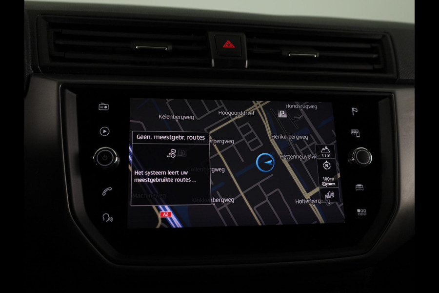 Seat Ibiza 1.0 TSI Style Business Intense 95 pk | Navigatie | Parkeersensoren | Achteruitrijcamera | Apple Carplay/Android Auto |