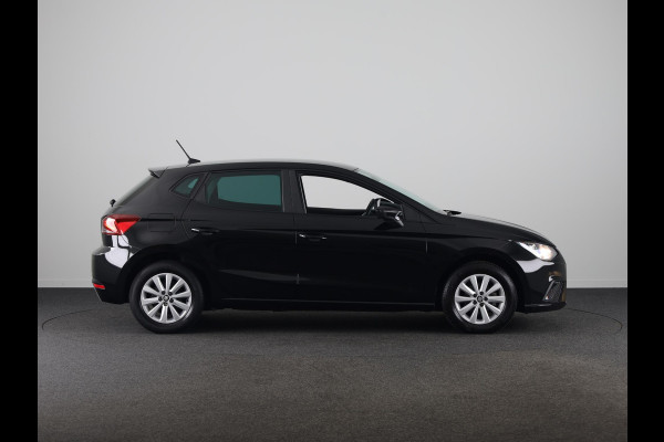Seat Ibiza 1.0 TSI Style Business Intense 95 pk | Navigatie | Parkeersensoren | Achteruitrijcamera | Apple Carplay/Android Auto |