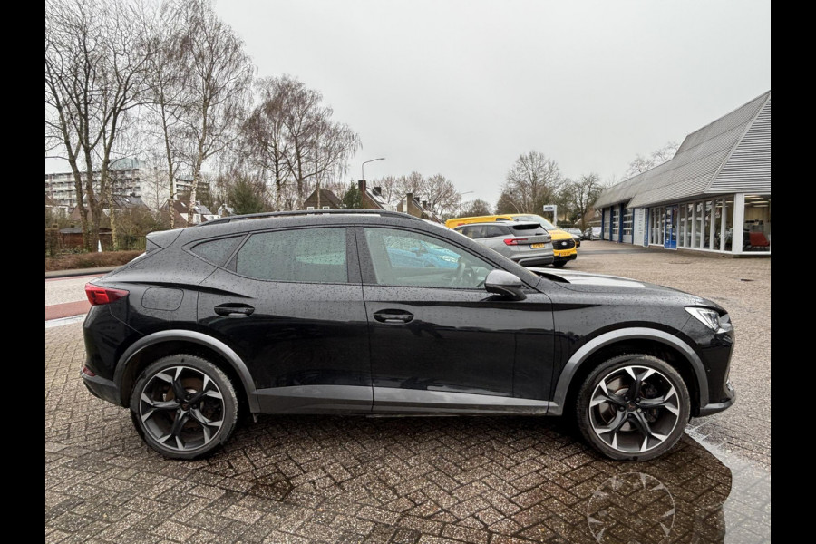 CUPRA Formentor 1.4 e-Hybrid VZ Performance | Bellen voor bezichtiging  | SCI | 245pk | PHEV | Plug-in Hybride | Trekhaak wegklapbaar | Stoelverwarming | 360 Camera | Adaptive cruise control | 19 inch
