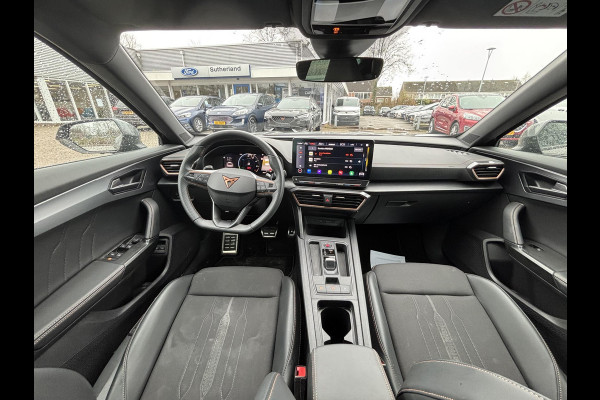 CUPRA Formentor 1.4 e-Hybrid VZ Performance | Bellen voor bezichtiging  | SCI | 245pk | PHEV | Plug-in Hybride | Trekhaak wegklapbaar | Stoelverwarming | 360 Camera | Adaptive cruise control | 19 inch