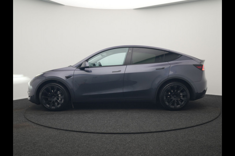 Tesla Model Y Long Range AWD 75 kWh 441pk SOH 92,3% | Full Self-Driving Capability | Panodak | Adaptive Cruise | Lederen Sportstoelen Memory & Verwarmd | Camera | Navigatie |
