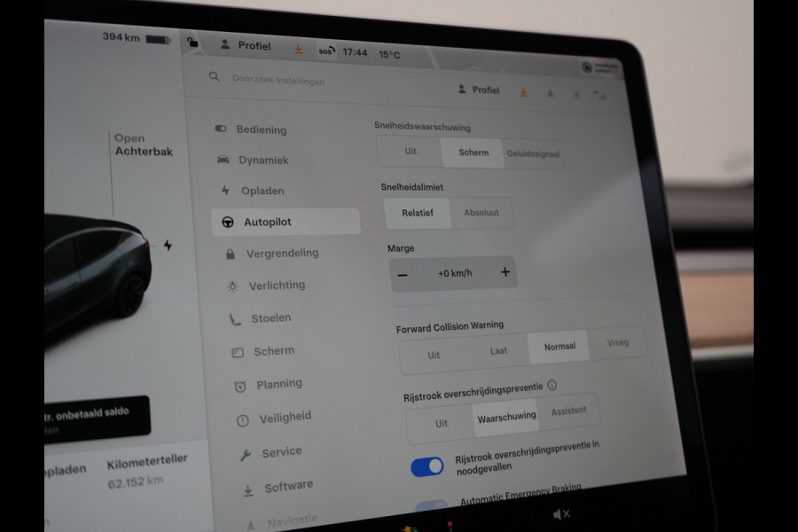 Tesla Model Y Long Range AWD 75 kWh 441pk SOH 92,3% | Full Self-Driving Capability | Panodak | Adaptive Cruise | Lederen Sportstoelen Memory & Verwarmd | Camera | Navigatie |