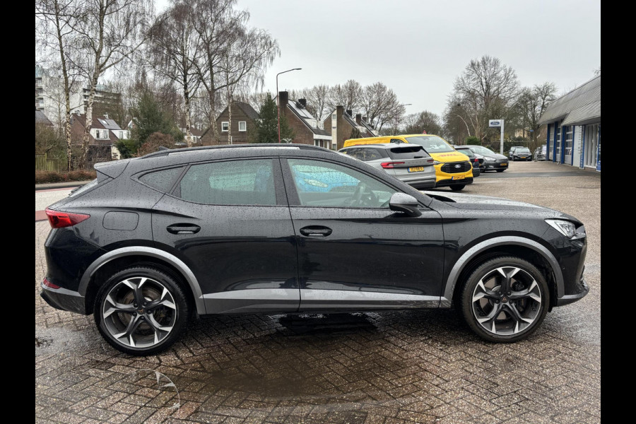 CUPRA Formentor 1.4 e-Hybrid VZ Performance | Bellen voor bezichtiging | SCI | 245pk PHEV | Plug-in Hybride | Stoelverwarming | Camera | Adaptive cruise control | 19 inch