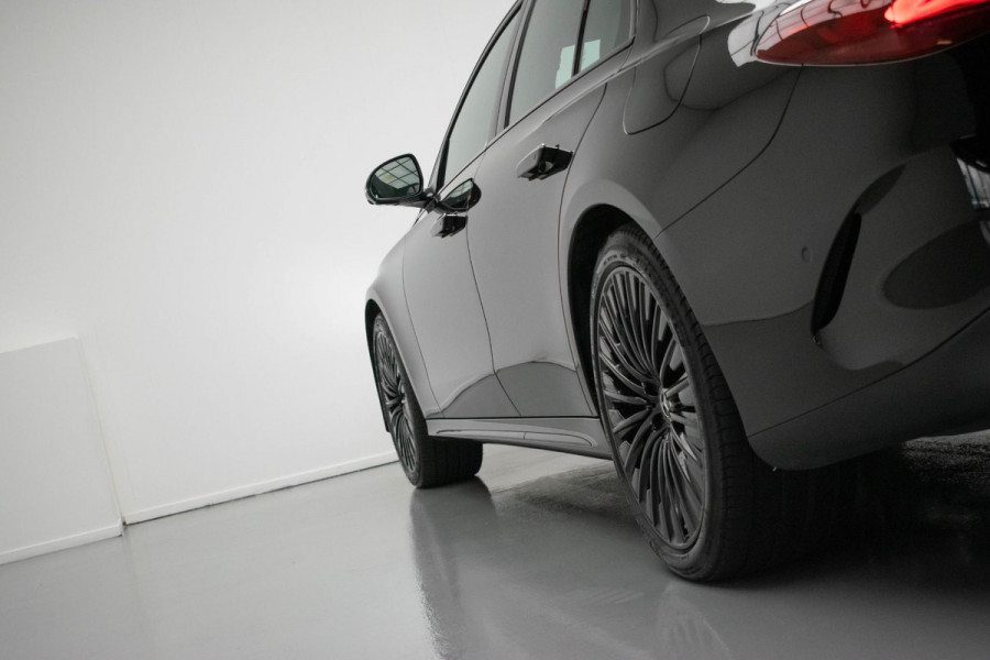 Mercedes-Benz E-Klasse E300 e 4MATIC AMG Line |Pano|Org.NL|HyperScreen|Burmester|Memory|VOLL|