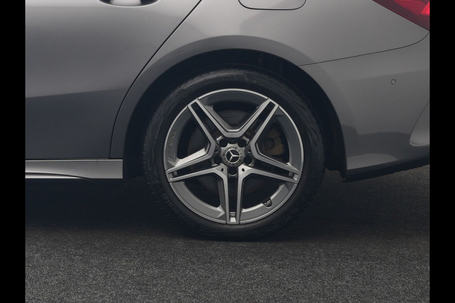 Mercedes-Benz A-Klasse 250 e AMG Line PHEV 218pk Dealer O.H. | Adaptive Cruise | Multi Beam LED | Camera | Sfeerverlichting | Lederen Sportstoelen Verwarmd | Widescreen Navi | Apple Carplay | Keyless | Blis | Navigatie | DAB | Plug In Hybrid |