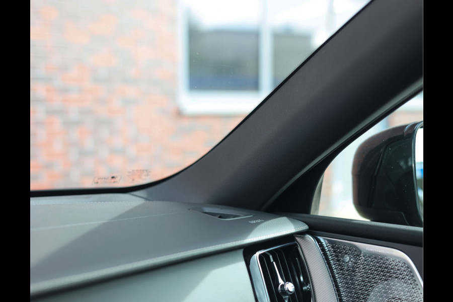 Volvo XC60 T8 AWD Ultra Black Edition | Heico - Trekhaak