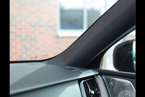 Volvo XC60 T8 AWD Ultra Black Edition | Heico - Trekhaak