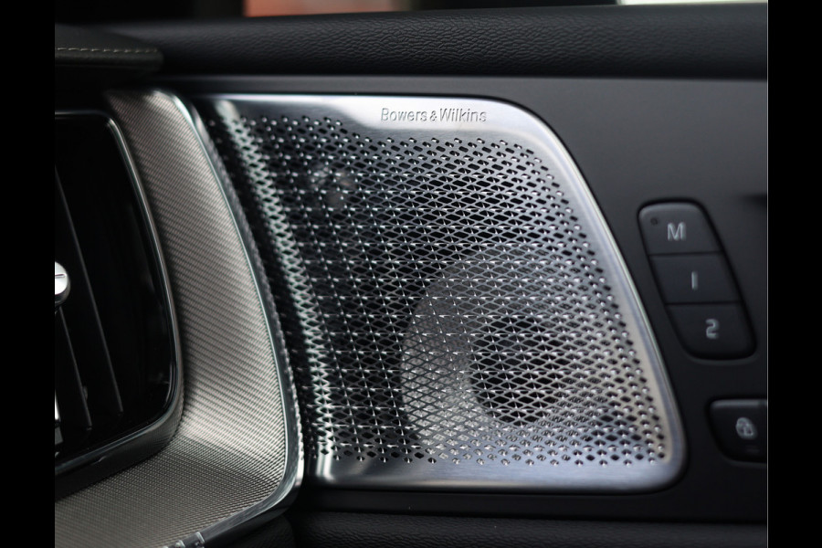 Volvo XC60 T8 AWD Ultra Black Edition | Heico - Trekhaak