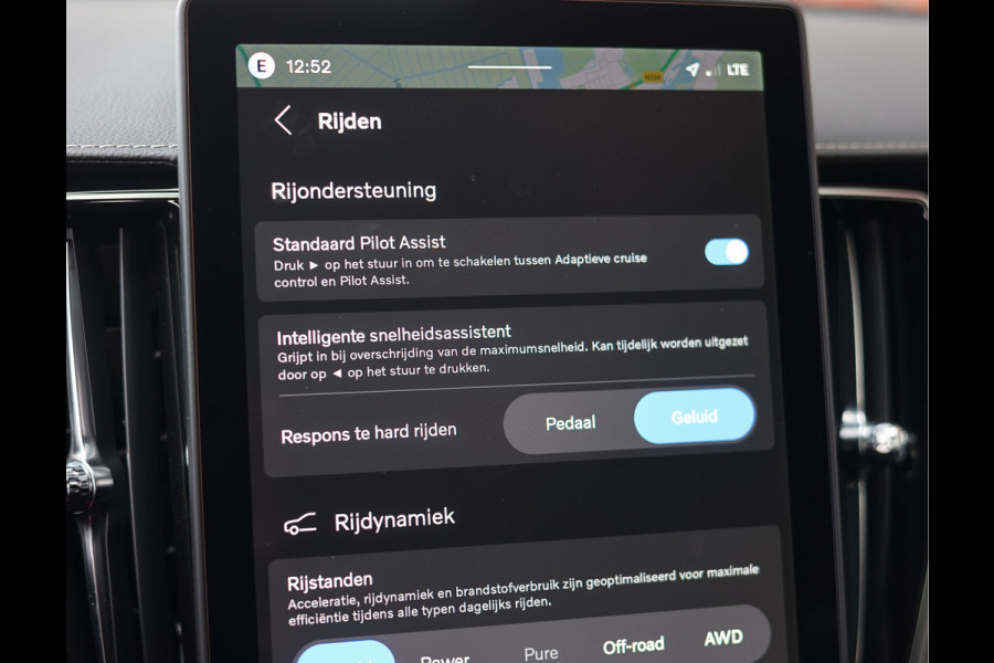 Volvo XC60 T8 AWD Ultra Black Edition | Heico - Trekhaak