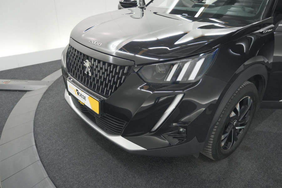 Peugeot 2008 PureTech 130 GT-Line | Camera | Adaptieve Cruise Control | Allseason Banden | Navigatie