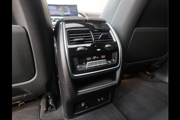 BMW X5 50e xDrive | M Performance - Pano - Trekhaak - HUD
