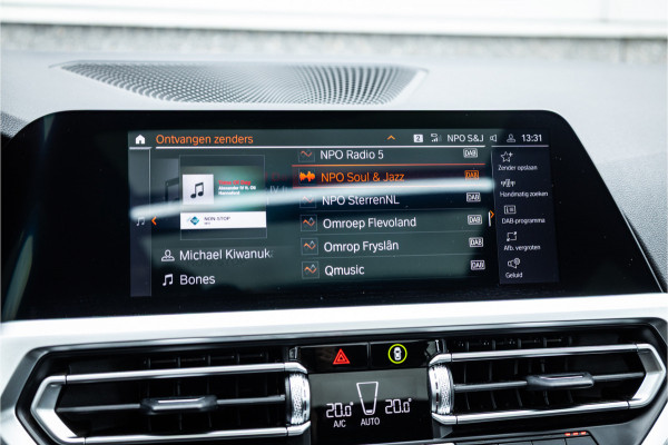 BMW 3 Serie Touring 320i Sportline Panorama / Camera / Individual / HiFi /