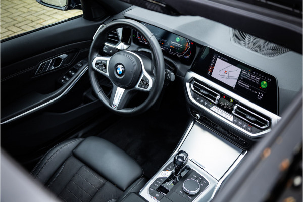 BMW 3 Serie Touring 320i Sportline Panorama / Camera / Individual / HiFi /