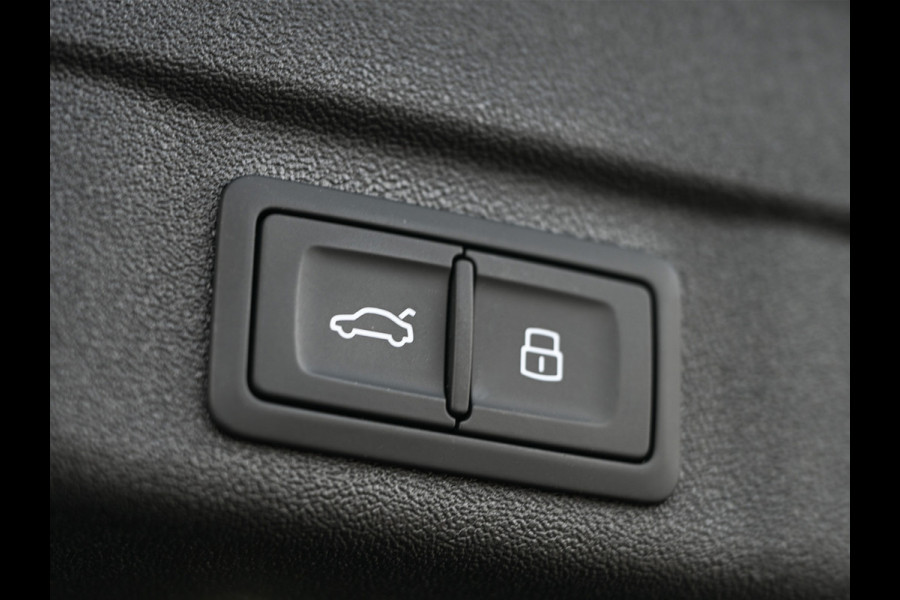 Audi A5 Avant 2.0 e-hybrid quattro S edition 368PK Competition | Nimbus grey | S-Seats | Panoramadak | B&O Sound | Head-Up | 360 Camera | Adaptvie Cruise | Trekhaak | Passagiers display |