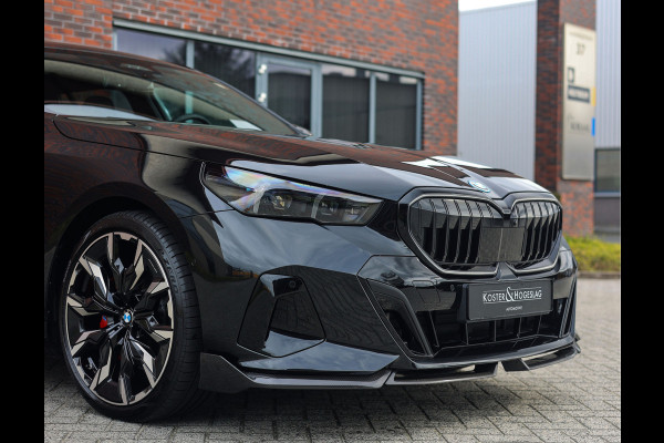 BMW 5 Serie Touring 550e xDrive | M Performance - Pano - Trekhaak