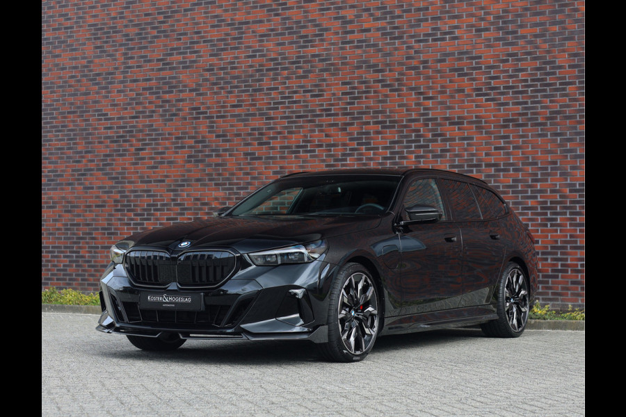 BMW 5 Serie Touring 550e xDrive | M Performance - Pano - Trekhaak