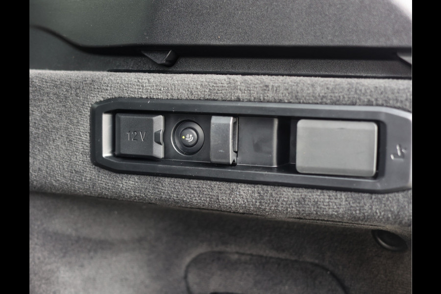 BMW 5 Serie Touring 550e xDrive | M Performance - Pano - Trekhaak