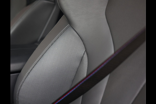 BMW 5 Serie Touring 550e xDrive | M Performance - Pano - Trekhaak