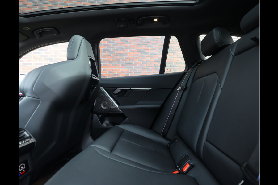 BMW 5 Serie Touring 550e xDrive | M Performance - Pano - Trekhaak