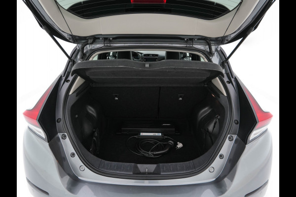 Nissan Leaf 3.Zero Limited Edition 62 kWh {SOH-93%} (INCL-BTW) Aut. *LEATHER | ADAPTIVE-CRUISE | FULL-LED | DIGI-COCKPIT | TOPVIEW | BOSE-AUDIO | KEYLESS | DAB+ | BLINDSPOT | ECC | PDC | HEATED-COMFORTSEATS | 17"ALU*