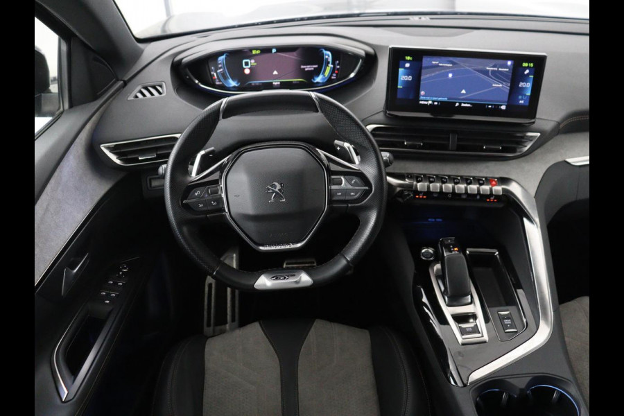 Peugeot 3008 1.6 HYbrid 225 GT Line | Stoelverwarming | Adaptive cruise | Alcantara | Camera | Carplay | 19'' | Dodehoek detectie | Navigatie | Full LED | Parkeerhulp | Climate control | PHEV | Plug In
