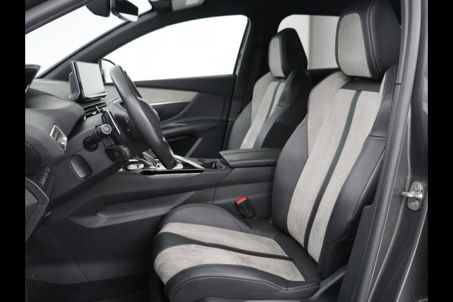 Peugeot 3008 1.6 HYbrid 225 GT Line | Stoelverwarming | Adaptive cruise | Alcantara | Camera | Carplay | 19'' | Dodehoek detectie | Navigatie | Full LED | Parkeerhulp | Climate control | PHEV | Plug In