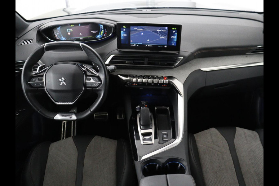 Peugeot 3008 1.6 HYbrid 225 GT Line | Stoelverwarming | Adaptive cruise | Alcantara | Camera | Carplay | 19'' | Dodehoek detectie | Navigatie | Full LED | Parkeerhulp | Climate control | PHEV | Plug In