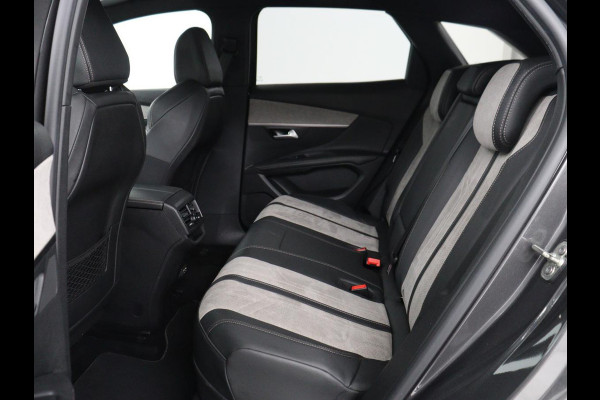 Peugeot 3008 1.6 HYbrid 225 GT Line | Stoelverwarming | Adaptive cruise | Alcantara | Camera | Carplay | 19'' | Dodehoek detectie | Navigatie | Full LED | Parkeerhulp | Climate control | PHEV | Plug In