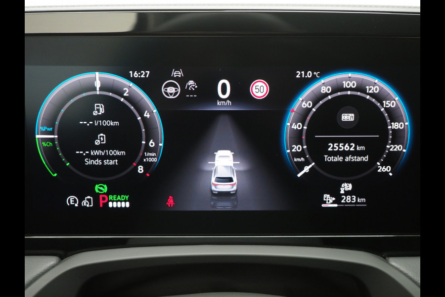 Volkswagen Passat Variant 1.5 eHybrid 204PK | Leder/Alcantara | Massage | Trekhaak | HUD | Camera | Adaptive Cruise | Sfeerlicht | Carplay