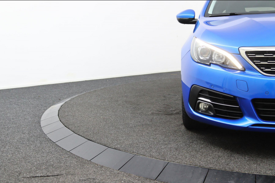 Peugeot 308 SW 1.2*MASSAGE*130PK*AUTOM.*ECC*CRUISE*CAMERA*CARPLAY