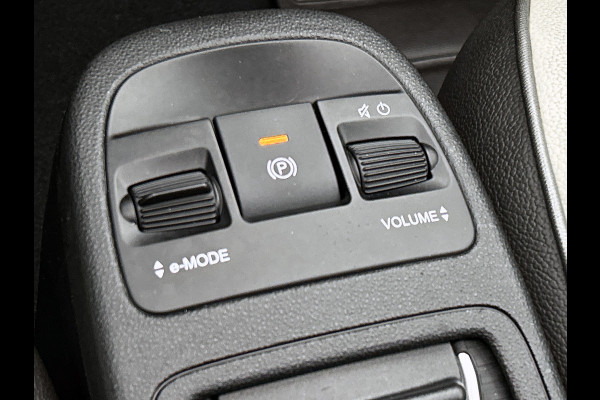 Fiat 500E CABRIO La Prima 119PK / 42 kWh / SOH 88% / Leder / Adap-Cruise / Pdc+Camera / Navigatie / Airco-ecc. / Apple Carplay Android / Apk 11-2026