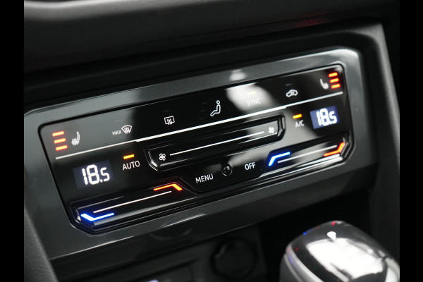 Volkswagen Tiguan 1.4 TSI eHybrid Elegance PHEV 245pk | Panodak | Camera | IQ Light | Adaptive Cruise | Alcantara Sportstoelen Verwarmd | Apple Carplay | Sfeerverlichting | Stuur Verwarmd | Navigatie | Virtual | DAB | Plug In Hybrid