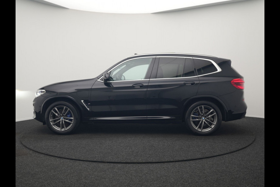 BMW X3 xDrive30e M Sport PHEV 293pk Dealer O.H. | Panodak | Head Up | Camera | Lederen Sportstoelen Verwarmd | Sfeerverlichting | Keyless | Blis | Virtual | Navigatie | DAB | Plug In Hybrid