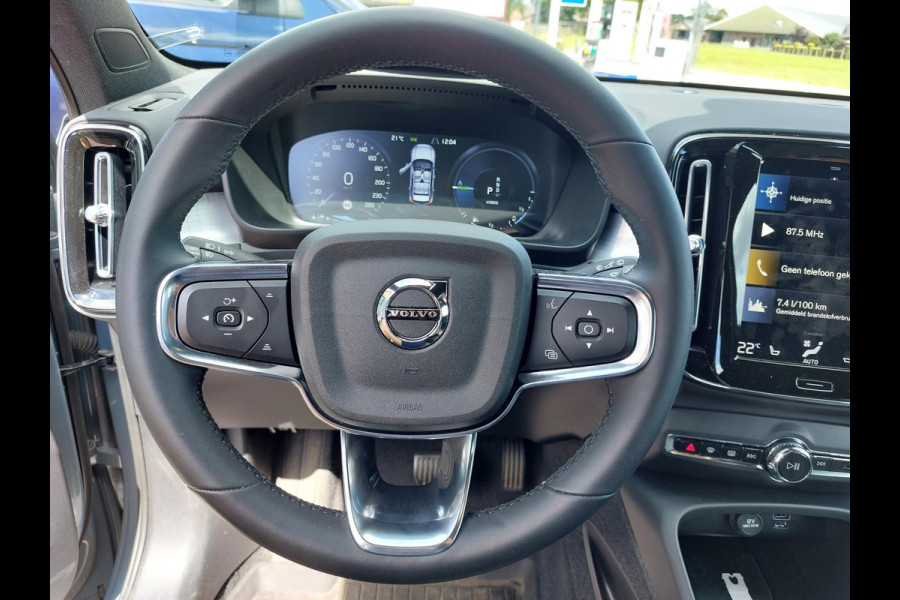 Volvo XC40 1.5 T4 Plug-in hybrid Core Bright | WinterPack | Camera | NAP