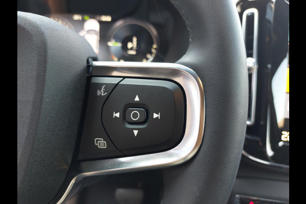 Volvo XC40 1.5 T4 Plug-in hybrid Core Bright | WinterPack | Camera | NAP