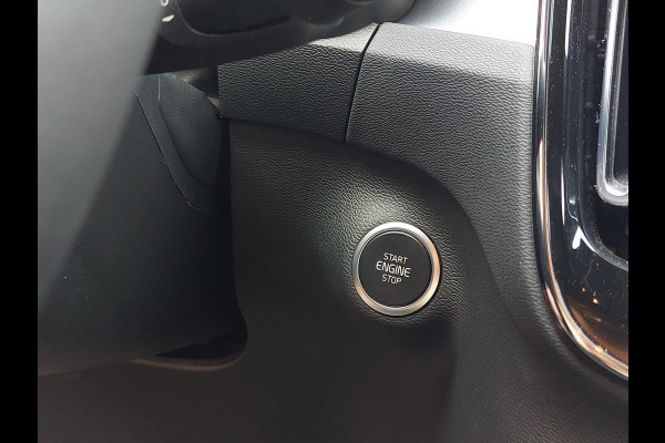 Volvo XC40 1.5 T4 Plug-in hybrid Core Bright | WinterPack | Camera | NAP