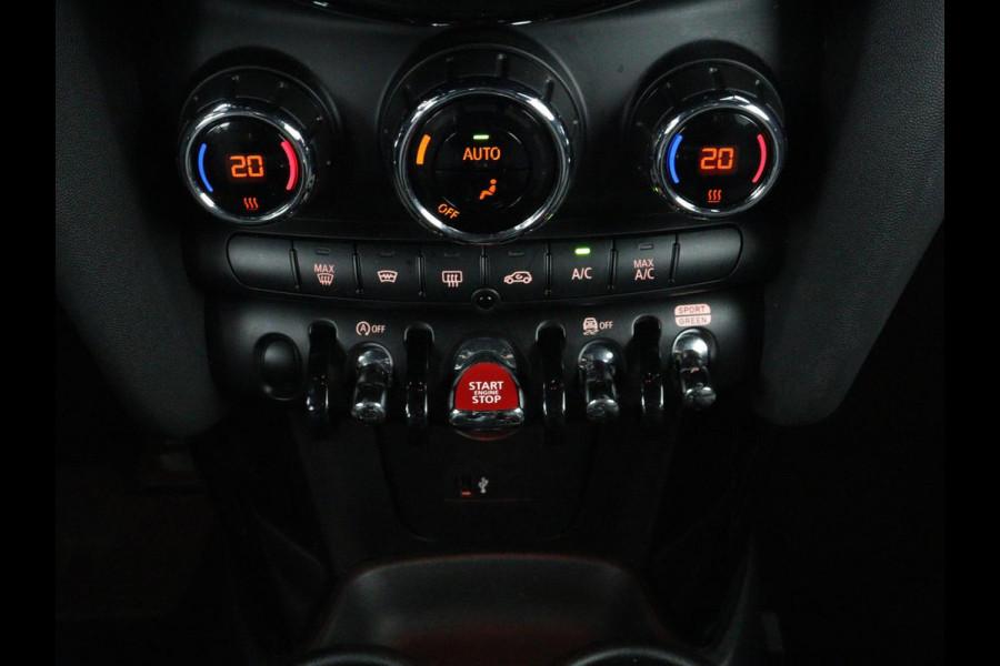 MINI Cooper 1.5 Business Edition | Harman/Kardon | Carplay | Verwarmde voorruit | Navigatie | Full LED | Half leder | Parkeerhulp | Climate control | Cruise control | Bluetooth | British Racing Green