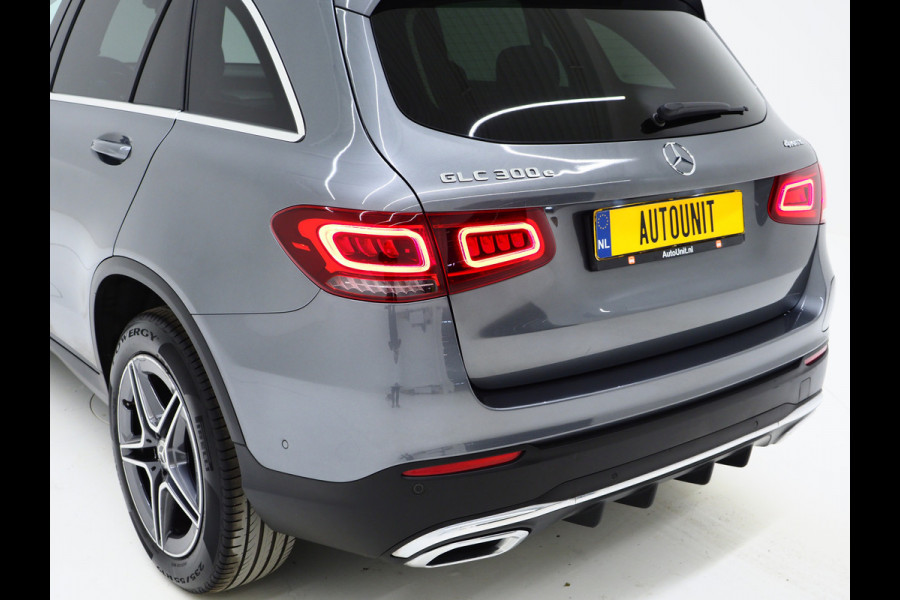 Mercedes-Benz GLC 300e 4MATIC AMG | Panoramadak | 360 | Leder | Virtual | Stoelverwarming | Dodehoek | LED