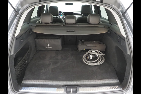 Mercedes-Benz GLC 300e 4MATIC AMG | Panoramadak | 360 | Leder | Virtual | Stoelverwarming | Dodehoek | LED