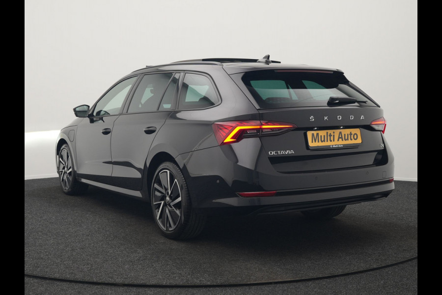 Škoda Octavia Combi 1.4 TSI iV Sportline Business Edition Plus PHEV 204pk Dealer O.H. | Panodak | Adaptive Cruise | Head Up | Camera | Canton Audio | RS Sportstoelen Memory & Verwarmd | Sfeerverlichting | Apple Carplay | Keyless | Blis | Virtual | Navigatie | DAB | Plug In Hyb