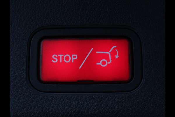 Mercedes-Benz GLA 250e AMG Night | Adaptive cruise | Stoelverwarming | Camera | Half leder | Park Assist | Leder/Alcantara | Widescreen | Sfeerverlichting | Climate control | PHEV | Plug In