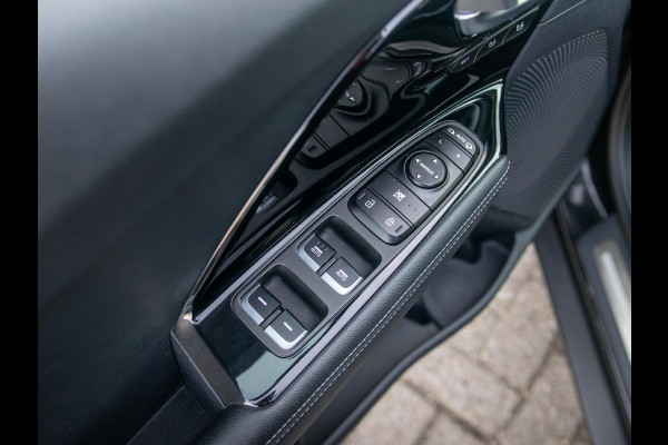 Kia Niro 1.6 GDi Hybrid ExecutiveLine l lederen bekleding l stoelverwarming en ventilatie l El. Verstelbare stoel met memory functie l
