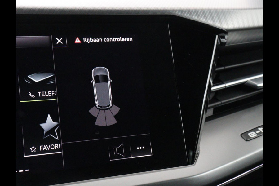 Audi Q4 e-tron 35 Launch edition Advanced 55 kWh | Warmtepomp | Stoelverwarming | Matrix LED | Carplay | Virtual Cockpit | Parkeerhulp | 19'' | Sportstoelen | Navigatie | Cruise control