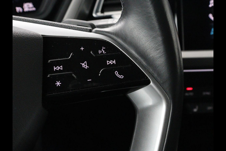 Audi Q4 e-tron 35 Launch edition Advanced 55 kWh | Warmtepomp | Stoelverwarming | Matrix LED | Carplay | Virtual Cockpit | Parkeerhulp | 19'' | Sportstoelen | Navigatie | Cruise control