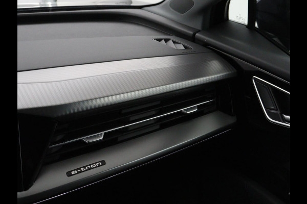 Audi Q4 e-tron 35 Launch edition Advanced 55 kWh | Warmtepomp | Stoelverwarming | Matrix LED | Carplay | Virtual Cockpit | Parkeerhulp | 19'' | Sportstoelen | Navigatie | Cruise control